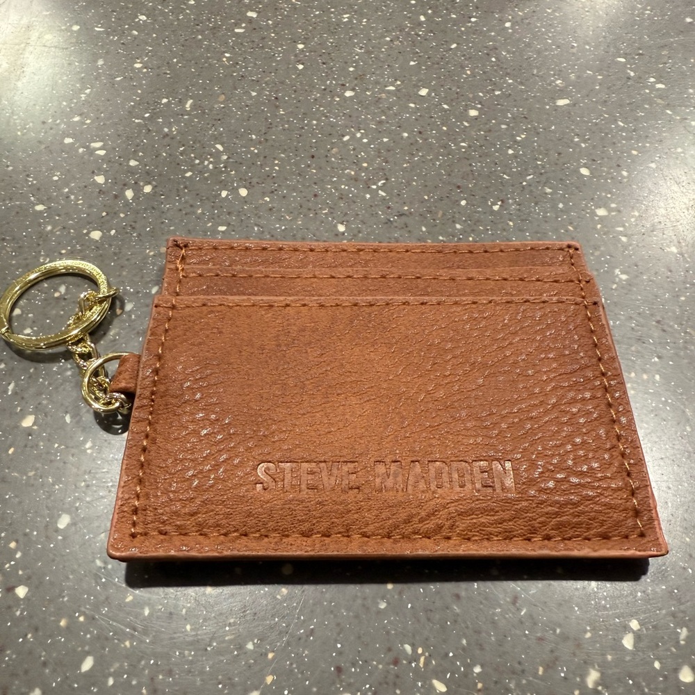 Steve Madden Slim Brown Card Holder Gold Key Ring
NWOT